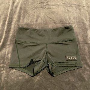Fleo Original Shorts (size s) bounce fabric